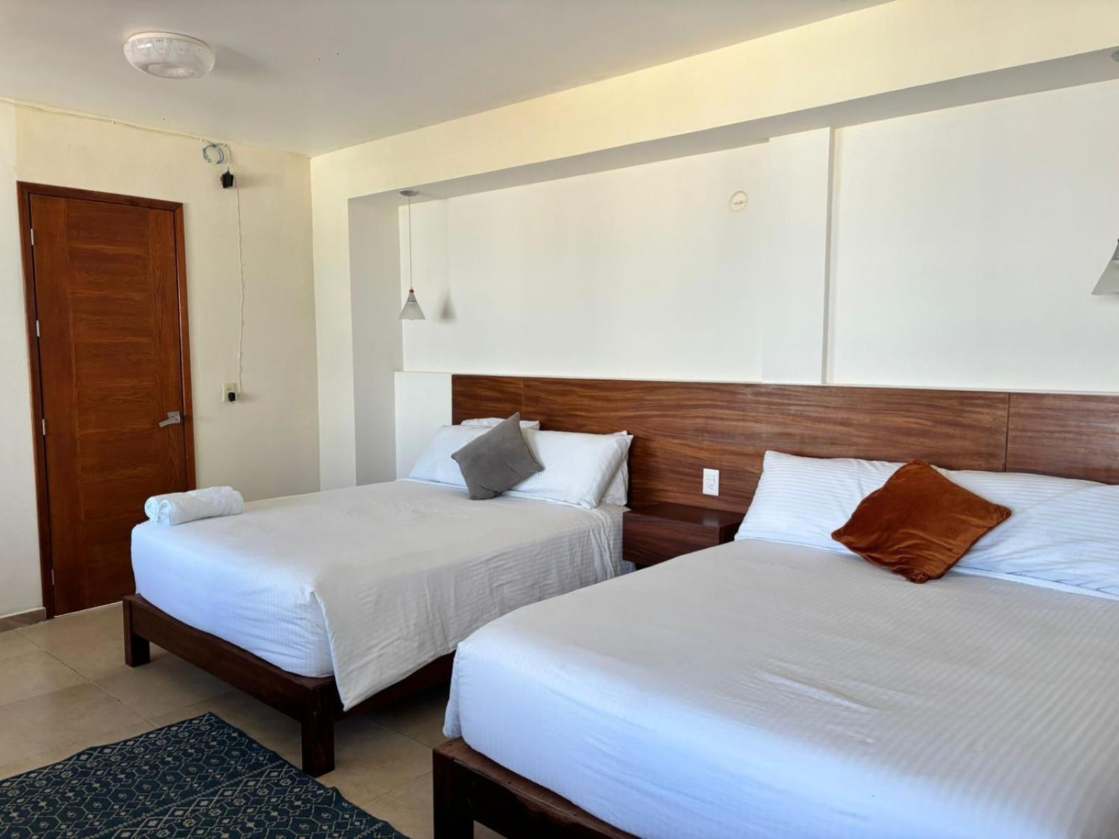 Hotel Awazul Бакалар Екстериор снимка